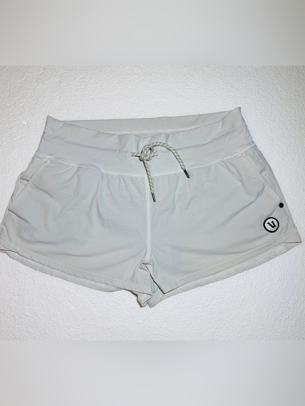 Vuori Women Light GreyGrid Pattern Athletic Drawstring Running Seabreeze Short M